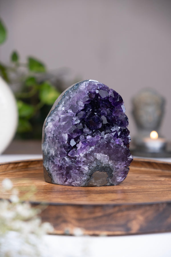 Amethyst - Geode G125