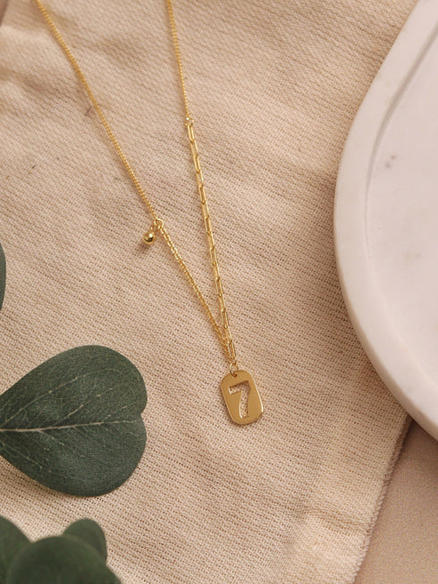 Lucky 7 Necklace