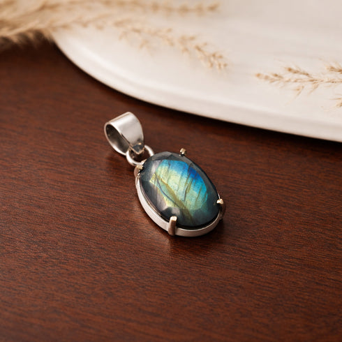Labradorite Pendant